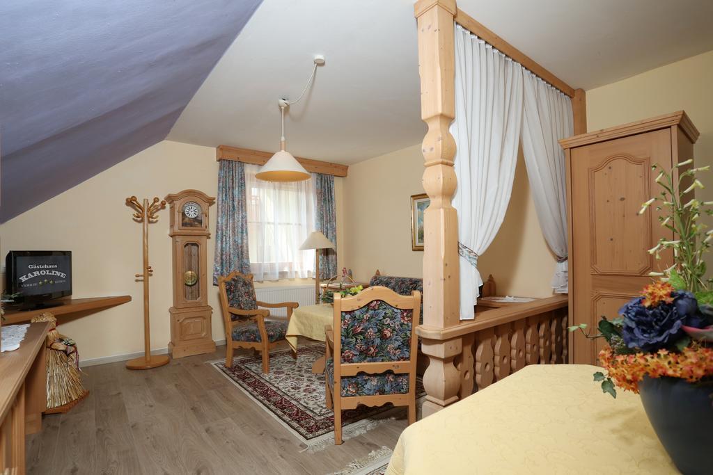 Gaestehaus Karoline Oberaichwald  Buitenkant foto